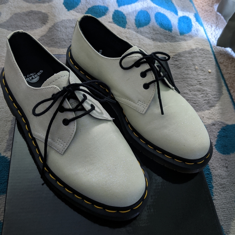 RETIRED Glitter Doc Martens ✨ - 1461 Style